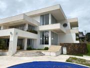 Casa / Sobrado em Condomínio para Locação em Atibaia/SP...