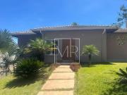 Casa / Sobrado em Condomínio para Locação em Atibaia/SP...