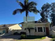 Casa / Sobrado em Condomínio para Locação em Atibaia/SP...