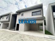 Casa / Sobrado em Condomínio para Locação em Atibaia/SP...