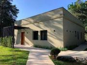 Casa / Sobrado em Condomínio para Locação em Atibaia/SP...