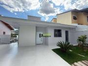 Casa / Sobrado em Condomínio para Locação em Atibaia/SP...