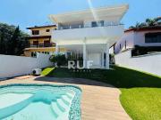 Casa / Sobrado em Condomínio para Locação em Atibaia/SP...