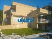 Casa / Sobrado em Condomínio para Locação em Atibaia/SP...