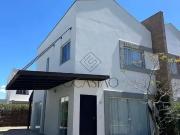 Casa / Sobrado em Condomínio para Locação em Balneário...