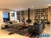 Casa / Sobrado em Condomínio para Locação em Barueri/SP...