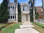 Casa / Sobrado em Condomínio para Locação em Barueri/SP...