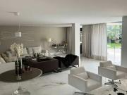 Casa / Sobrado em Condomínio para Locação em Barueri/SP...