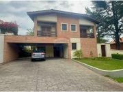 Casa / Sobrado em Condomínio para Locação em Barueri/SP...