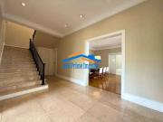 Casa / Sobrado em Condomínio para Locação em Barueri/SP...