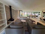 Casa / Sobrado em Condomínio para Locação em Barueri/SP...