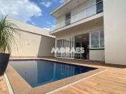 Casa / Sobrado em Condomínio para Locação em Bauru/SP...