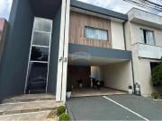 Casa / Sobrado em Condomínio para Locação em Belém/PA...