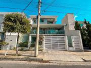 Casa / Sobrado em Condomínio para Locação em Belo...