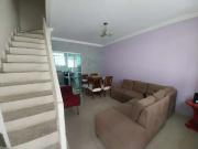 Casa / Sobrado em Condomínio para Locação em Belo...