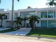 Casa / Sobrado em Condomínio para Locação em Bertioga/SP...