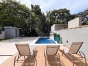 Casa / Sobrado em Condomínio para Locação em Bertioga/SP...