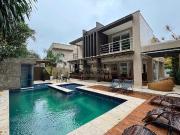 Casa / Sobrado em Condomínio para Locação em Bertioga/SP...
