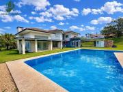 Casa / Sobrado em Condomínio para Locação em Bragança...