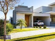 Casa / Sobrado em Condomínio para Locação em Bragança...