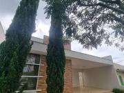 Casa / Sobrado em Condomínio para Locação em Bragança...