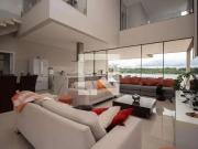 Casa / Sobrado em Condomínio para Locação em Brasília/DF...