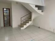 Casa / Sobrado em Condomínio para Locação em Camaçari/BA...