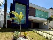 Casa / Sobrado em Condomínio para Locação em Camaçari/BA...