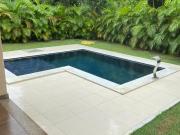 Casa / Sobrado em Condomínio para Locação em Camaçari/BA...