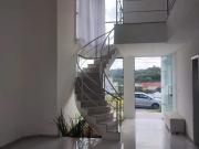 Casa / Sobrado em Condomínio para Locação em Camaçari/BA...