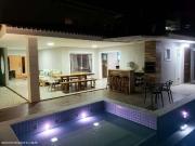 Casa / Sobrado em Condomínio para Locação em Camaçari/BA...