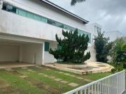 Casa / Sobrado em Condomínio para Locação em Camaçari/BA...