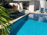 Casa / Sobrado em Condomínio para Locação em Camaçari/BA...