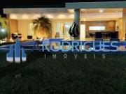 Casa / Sobrado em Condomínio para Locação em Camaçari/BA...