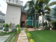 Casa / Sobrado em Condomínio para Locação em Camaçari/BA...