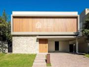 Casa / Sobrado em Condomínio para Locação em Campinas/SP...