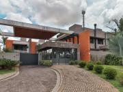 Casa / Sobrado em Condomínio para Locação em Campo...