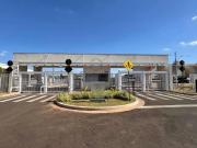 Casa / Sobrado em Condomínio para Locação em Campo...