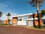 Casa / Sobrado em Condomínio para Locação em Campo...