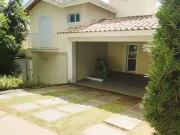 Casa / Sobrado em Condomínio para Locação em Cotia/SP...