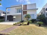 Casa / Sobrado em Condomínio para Locação em Cotia/SP...