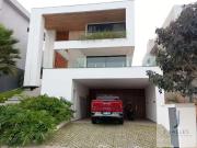 Casa / Sobrado em Condomínio para Locação em Cotia/SP...