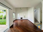 Casa / Sobrado em Condomínio para Locação em Cotia/SP...