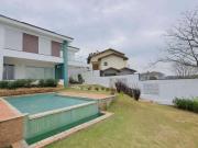 Casa / Sobrado em Condomínio para Locação em Cotia/SP...