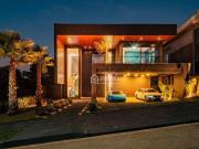 Casa / Sobrado em Condomínio para Locação em Cotia/SP...