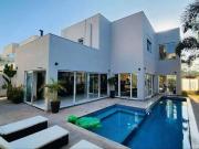 Casa / Sobrado em Condomínio para Locação em Cotia/SP...