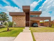 Casa / Sobrado em Condomínio para Locação em Cotia/SP...