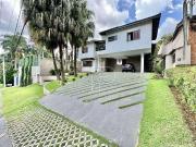 Casa / Sobrado em Condomínio para Locação em Cotia/SP...