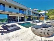 Casa / Sobrado em Condomínio para Locação em Cotia/SP...