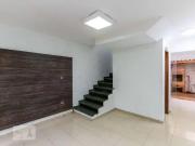 Casa / Sobrado em Condomínio para Locação em Cotia/SP...